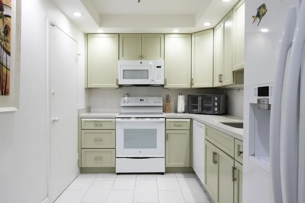 2295 S Ocean Boulevard Palm Beach FL 33480