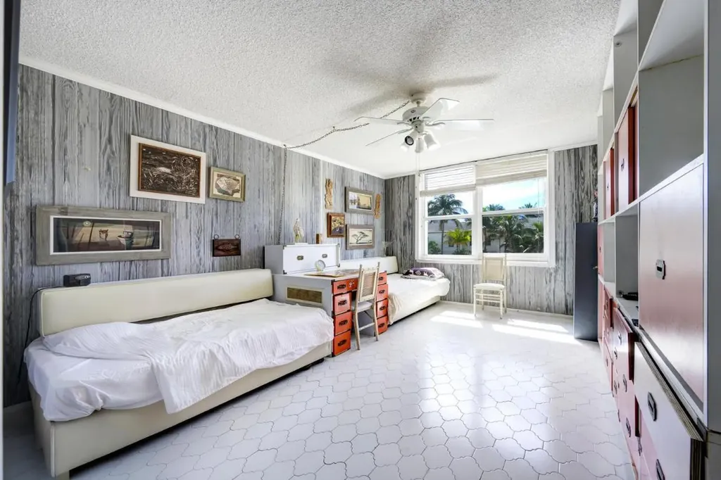 2295 S Ocean Boulevard Palm Beach FL 33480