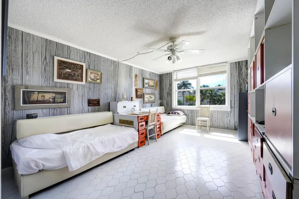 2295 S Ocean Boulevard Palm Beach FL 33480