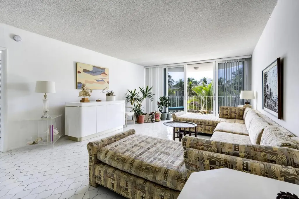 2295 S Ocean Boulevard Palm Beach FL 33480