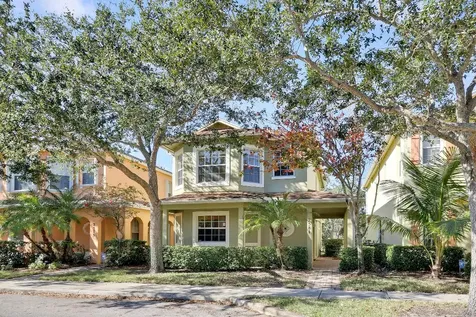 2581 SE Pineland Drive Port St Lucie FL 34952