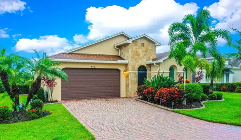 9716 SW Chestwood Avenue Port St Lucie FL 34987