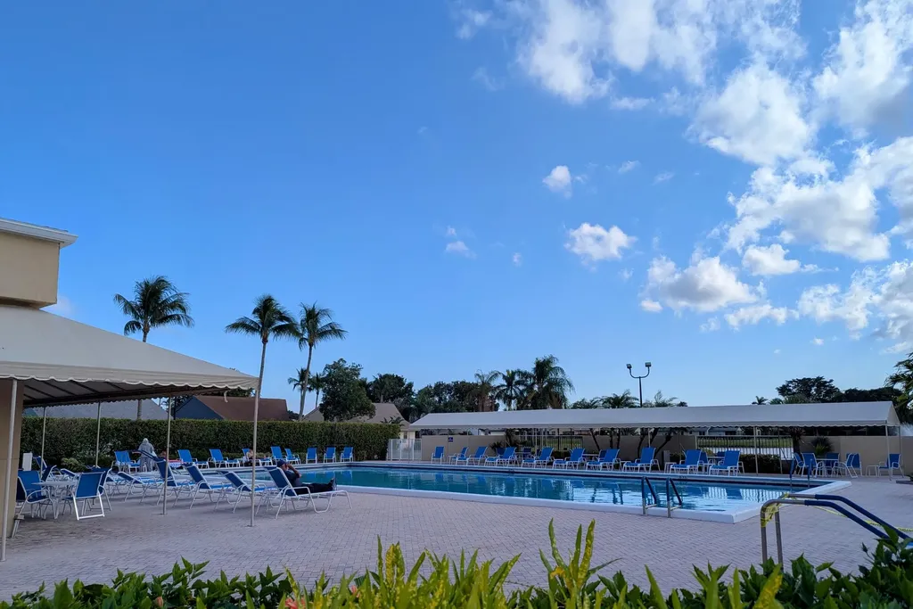 2454 NW 9th Street Delray Beach FL 33445