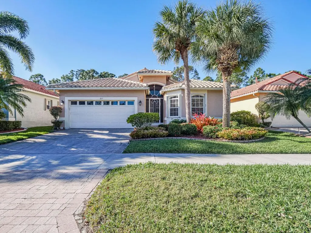 215 NW Chorale Way Port St Lucie FL 34986