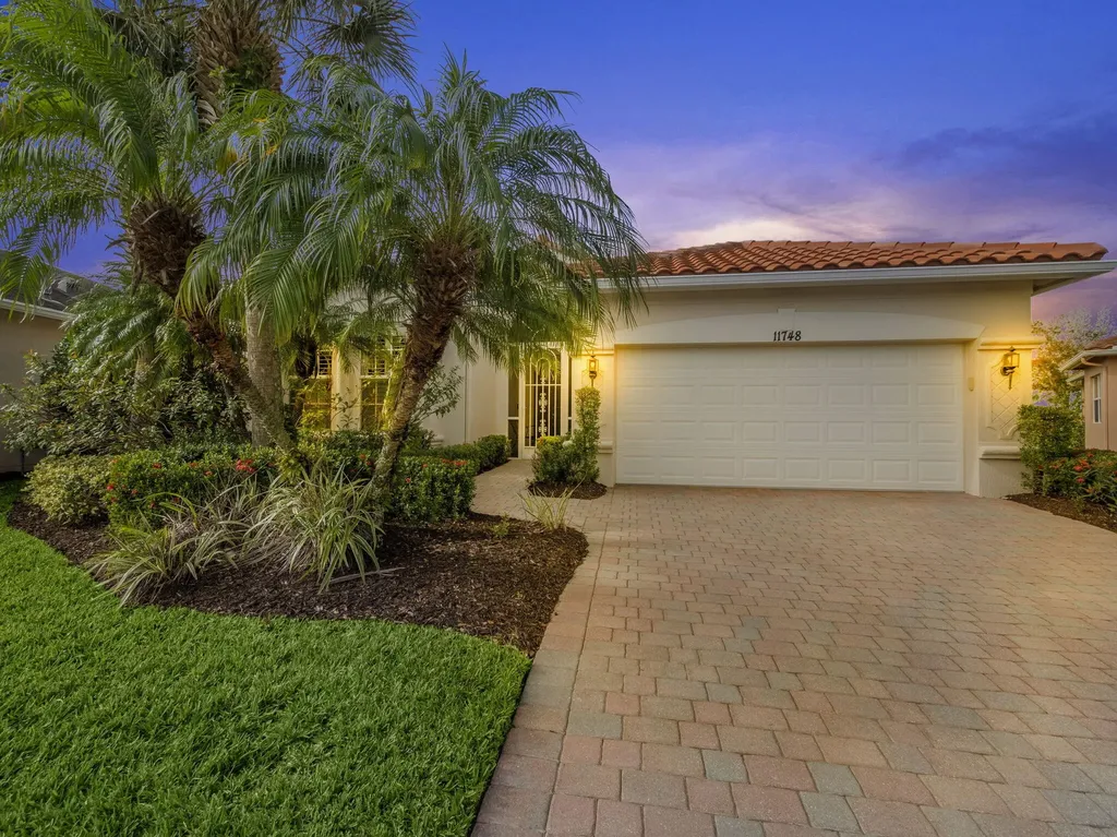 11748 SW Mountain Ash Circle Port St Lucie FL 34987