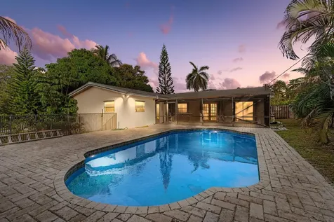598 NW 6th Street Boca Raton FL 33432