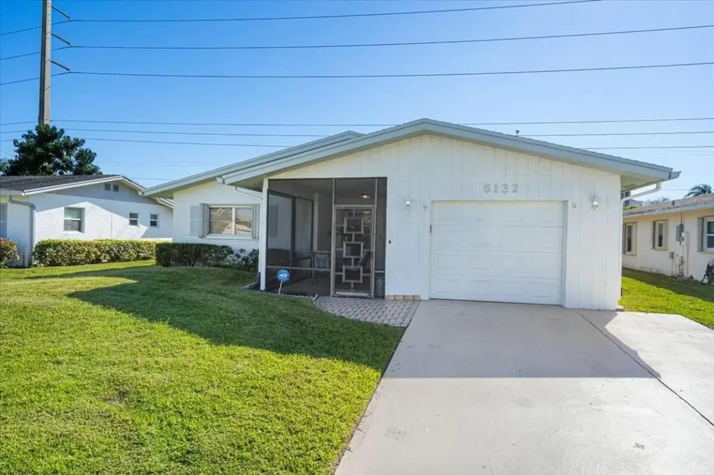 6132 Stanley Lane Delray Beach FL 33484