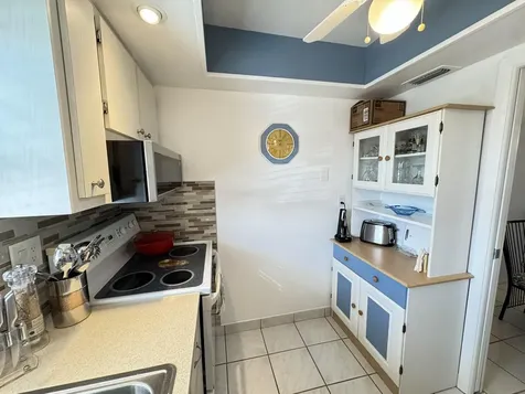 2822 Crosley Drive W West Palm Beach FL 33415