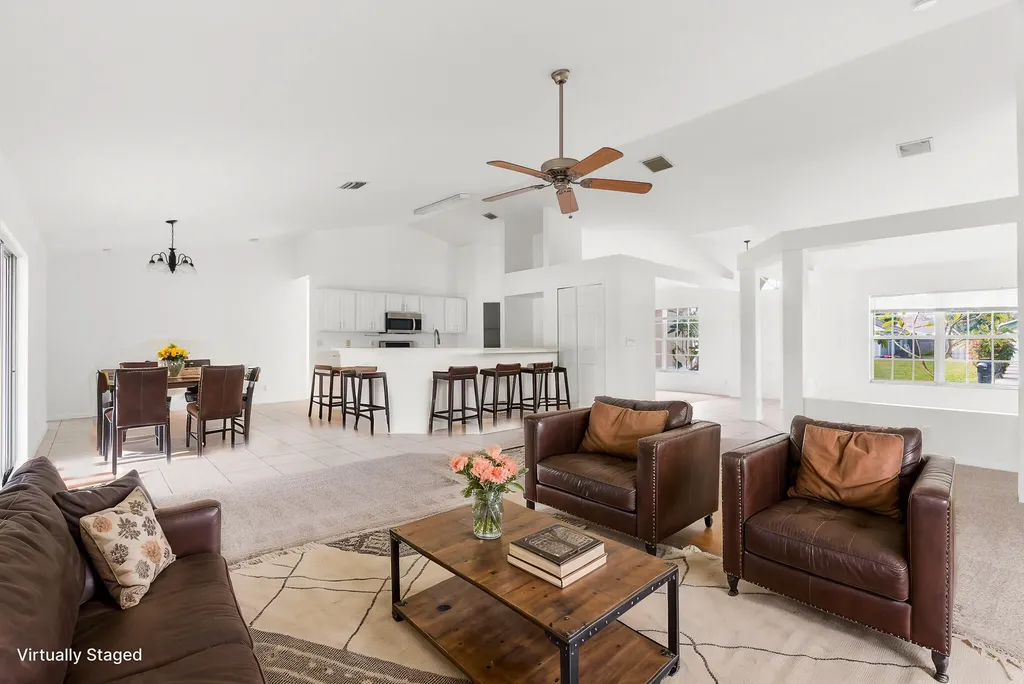 425 SW Bradshaw Circle Port St Lucie FL 34953