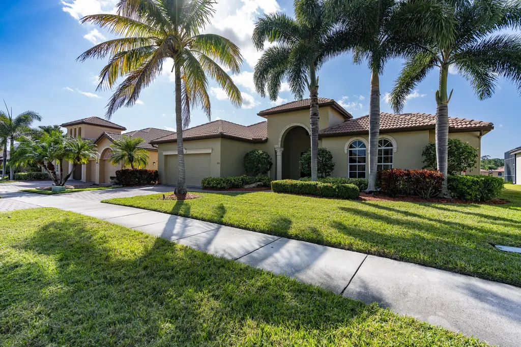 883 SW Grand Reserves Boulevard Port St Lucie FL 34986