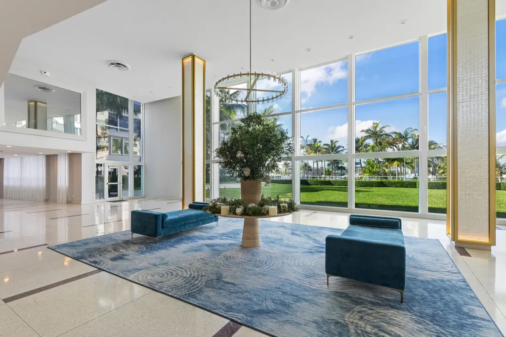 44 Cocoanut Row Palm Beach FL 33480