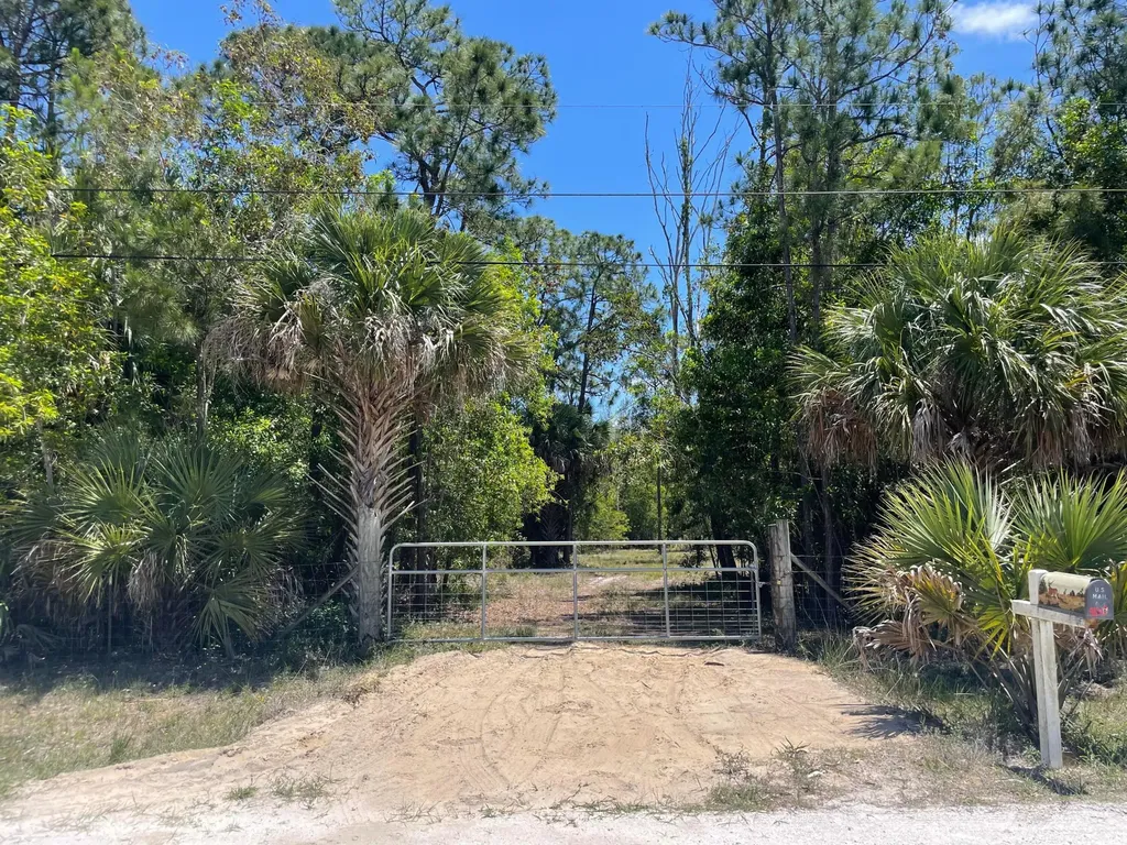 3506 Dellwood Road Loxahatchee FL 33470