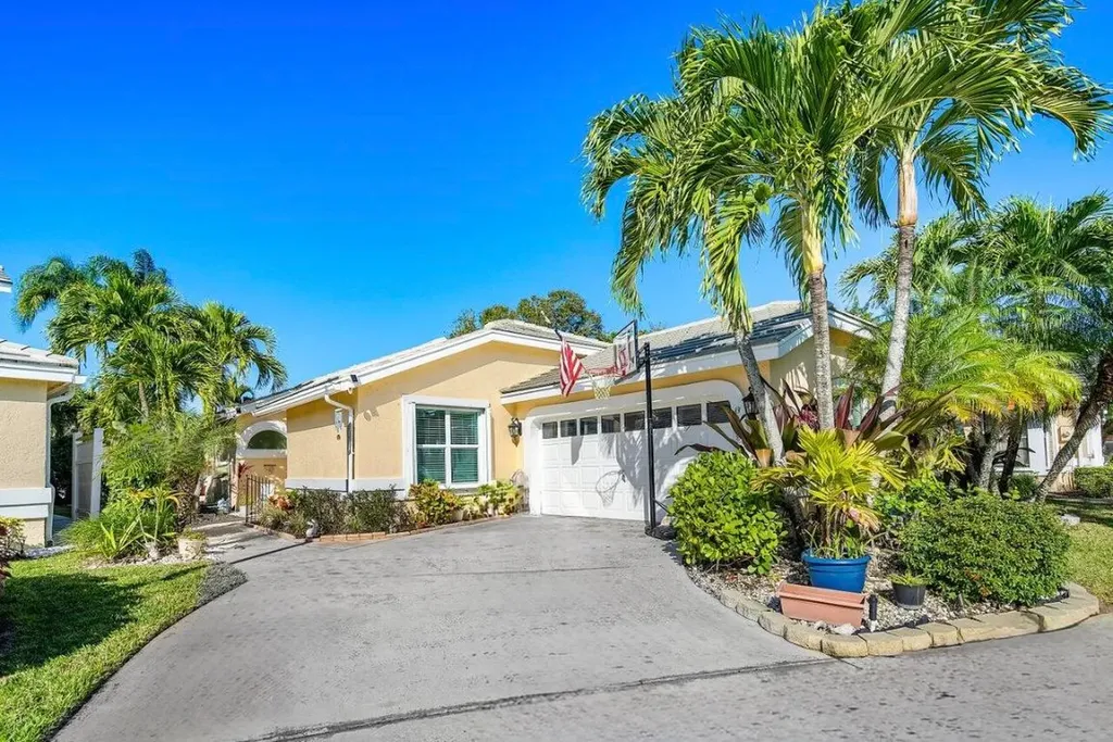 6129 Beaconwood Road Lake Worth FL 33467