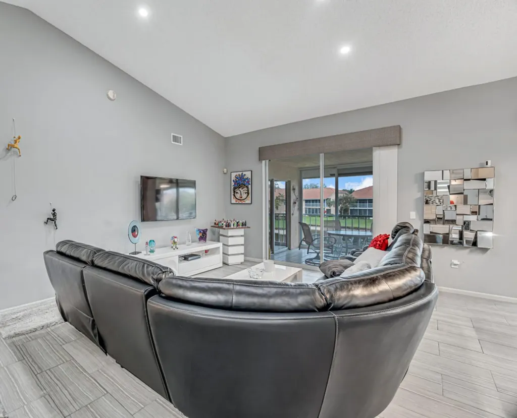 7023 Summer Tree Drive Boynton Beach FL 33437