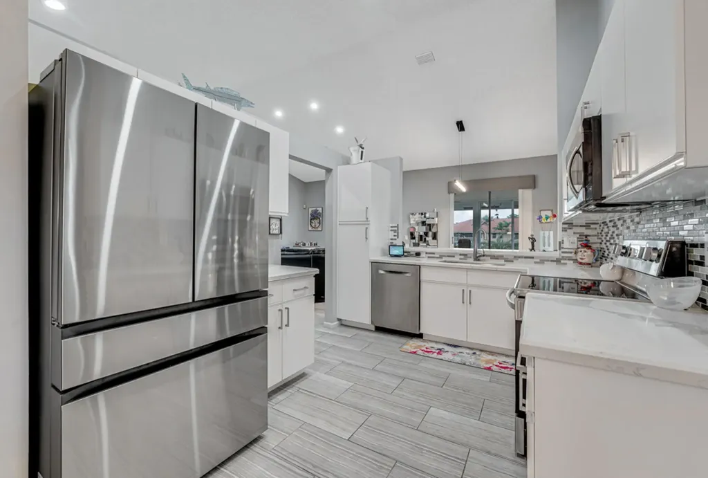 7023 Summer Tree Drive Boynton Beach FL 33437