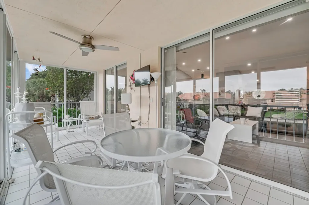 7023 Summer Tree Drive Boynton Beach FL 33437