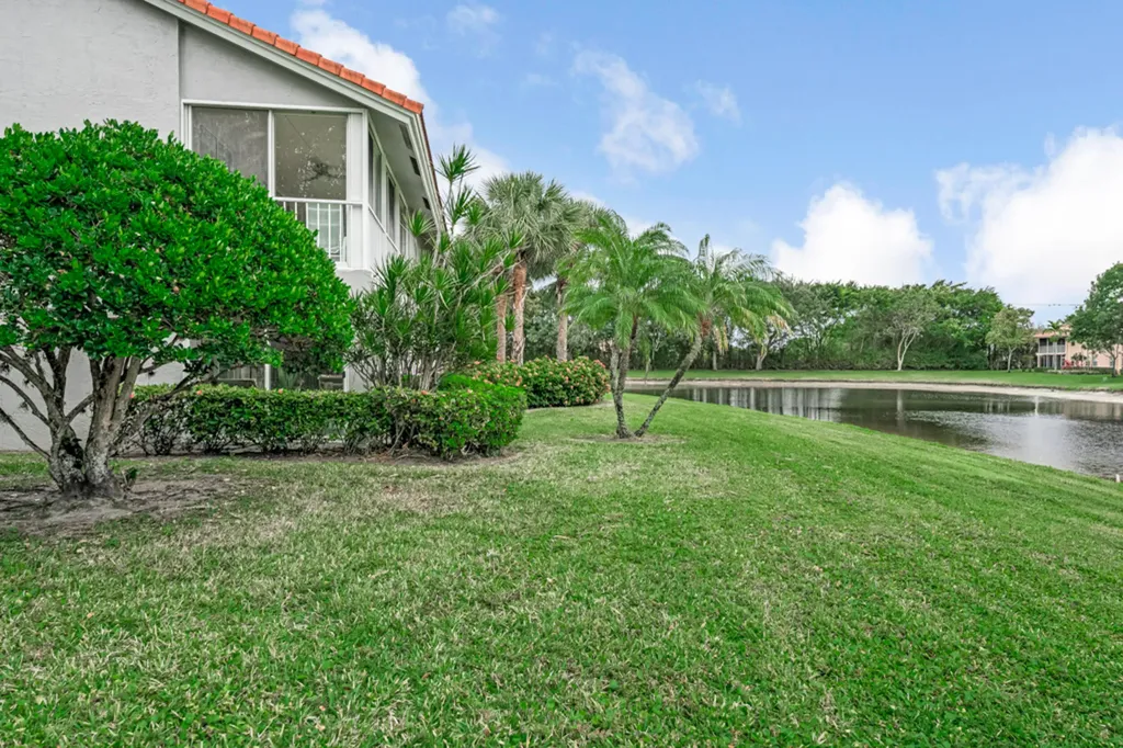 7023 Summer Tree Drive Boynton Beach FL 33437