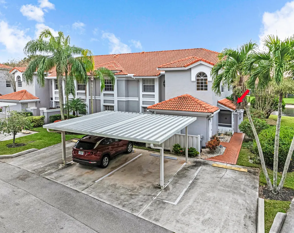 7023 Summer Tree Drive Boynton Beach FL 33437