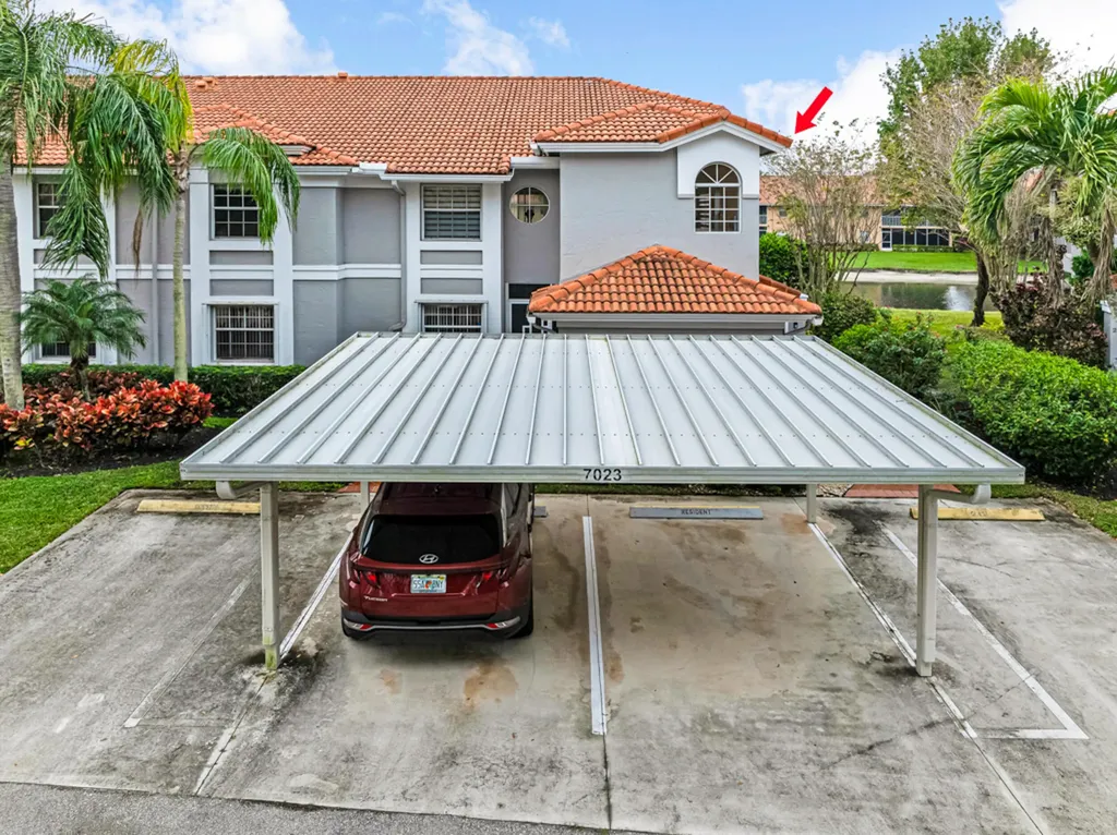 7023 Summer Tree Drive Boynton Beach FL 33437