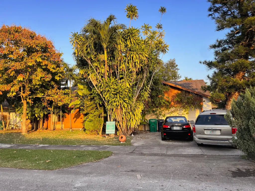 9805 SW 133rd Court Miami FL 33186
