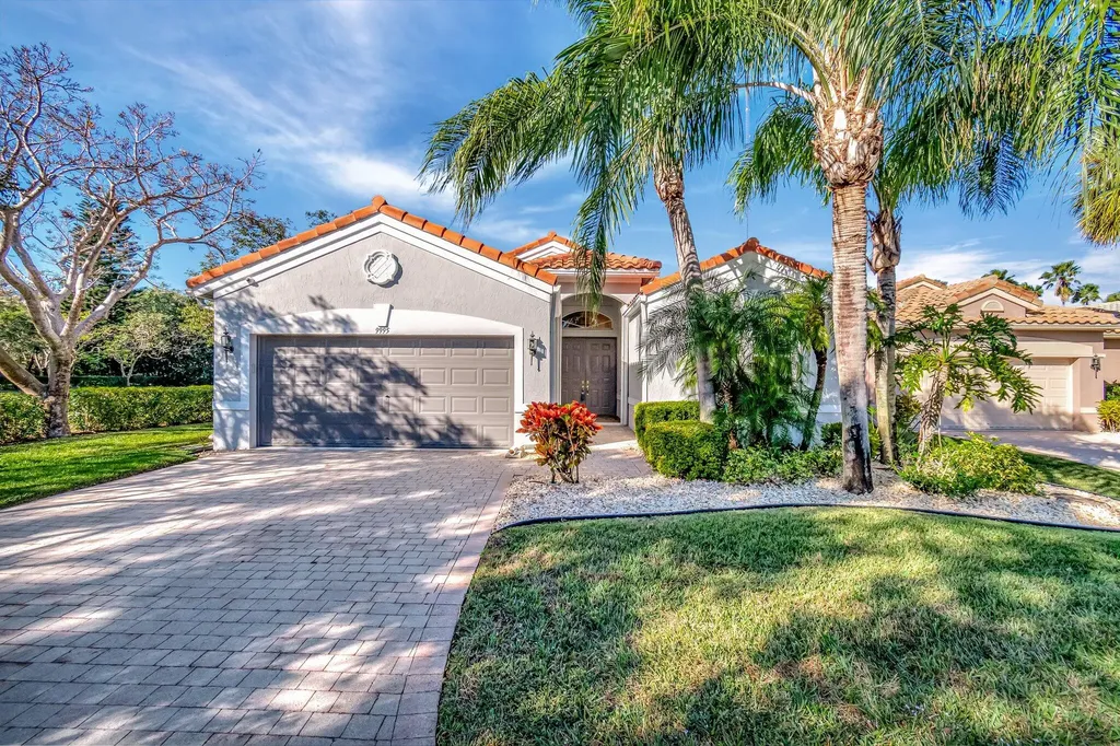 9995 Torino Drive Lake Worth FL 33467