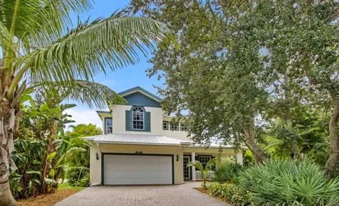 8168 SE Windjammer Way Hobe Sound FL 33455