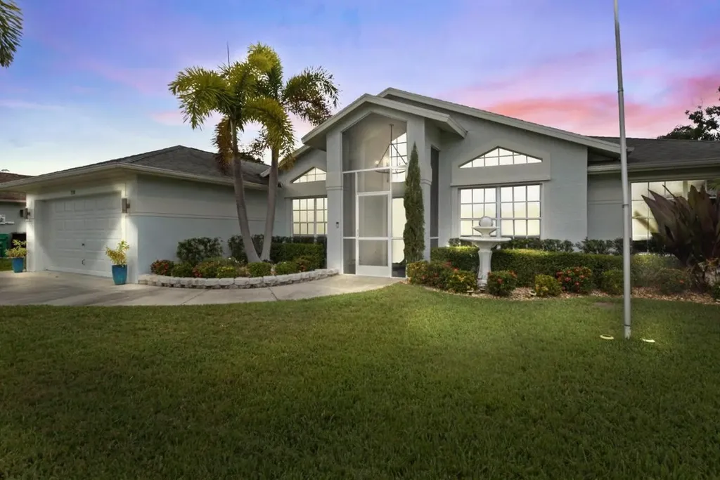 3338 SE East Snow Road Port St Lucie FL 34984