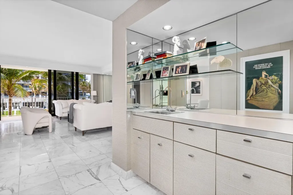 2000 S Ocean Boulevard Palm Beach FL 33480