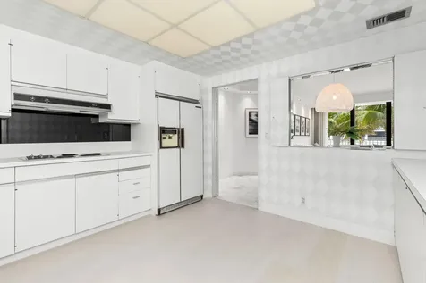 2000 S Ocean Boulevard Palm Beach FL 33480