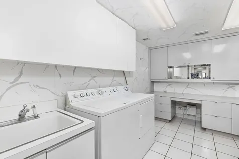 2000 S Ocean Boulevard Palm Beach FL 33480