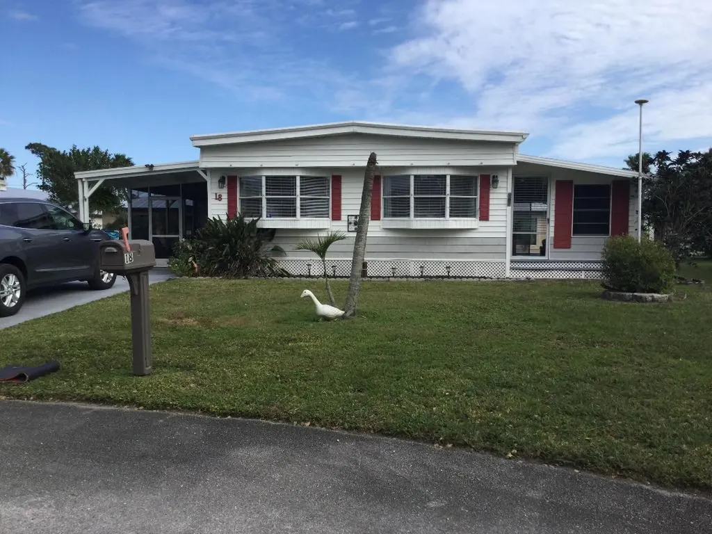 18 Madrid Lane Port St Lucie FL 34952