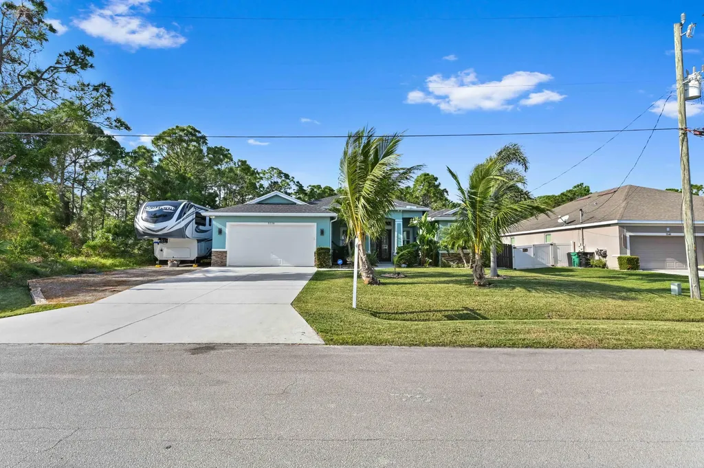 5538 NW Cordrey Street Port St Lucie FL 34986