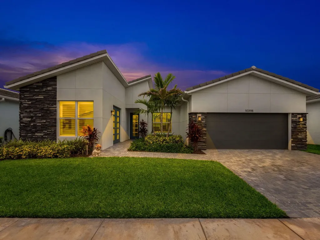 10398 SW Aquila Way Port St Lucie FL 34987
