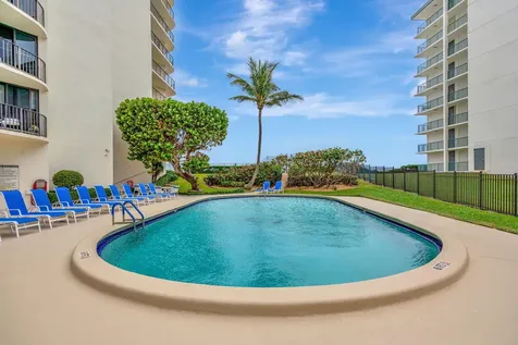 5420 N Ocean Drive Singer Island FL 33404