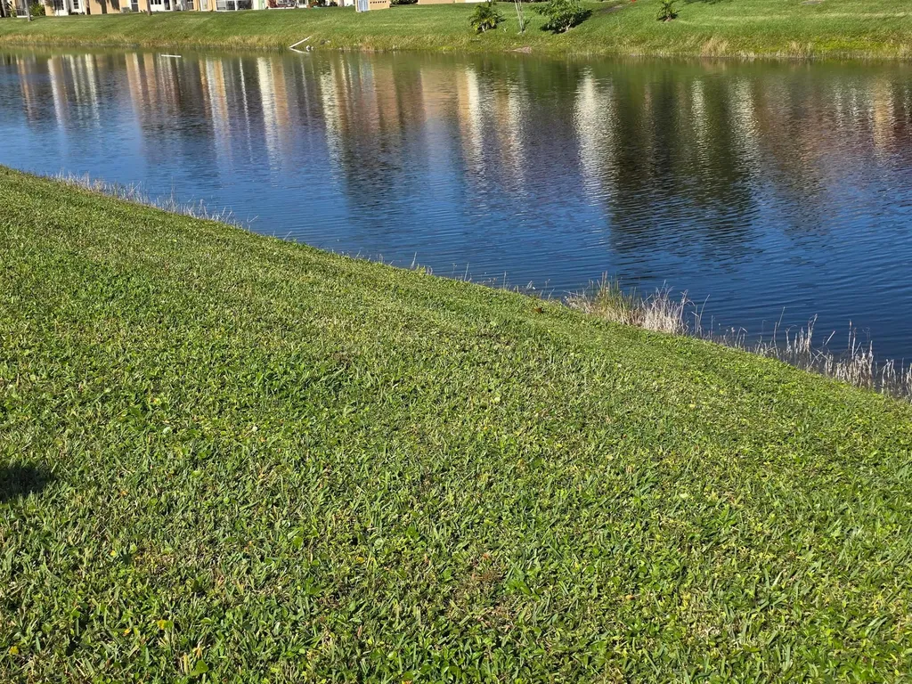 121 Lake Gloria Drive West Palm Beach FL 33411