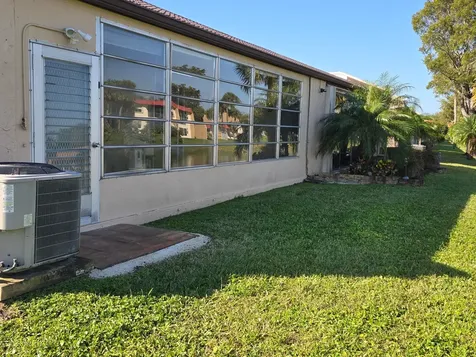 121 Lake Gloria Drive West Palm Beach FL 33411