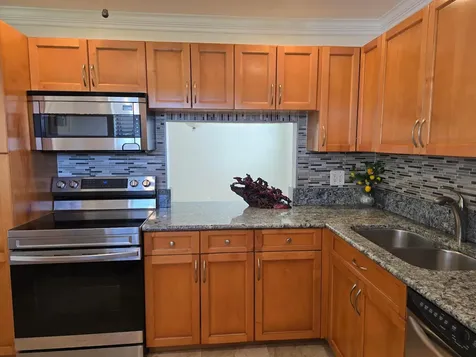121 Lake Gloria Drive West Palm Beach FL 33411