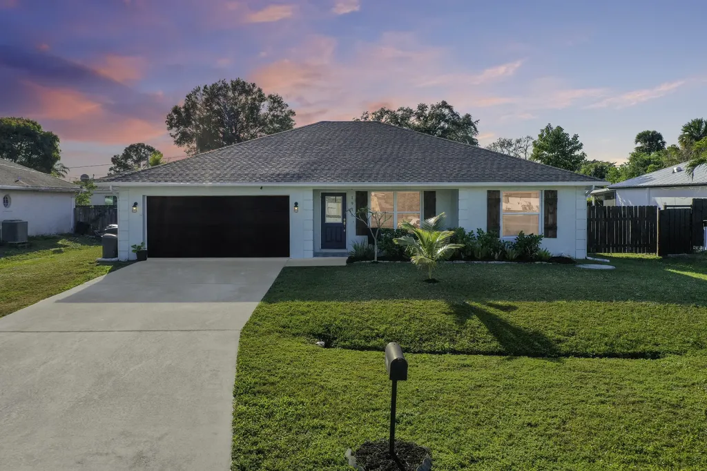 1910 SW Dorado Lane Port St Lucie FL 34953