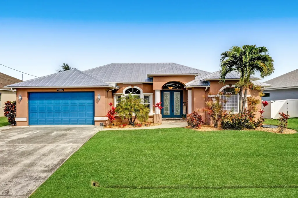2301 SW Salmon Road Port St Lucie FL 34953