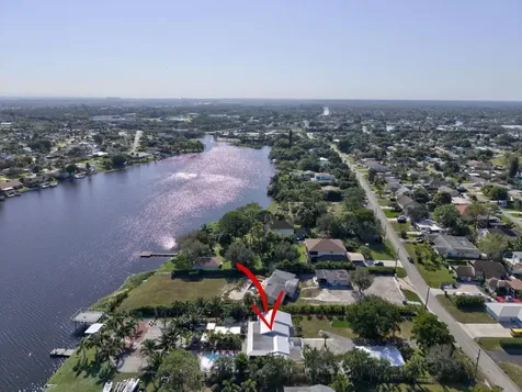 6604 Eastview Drive Lake Worth FL 33462