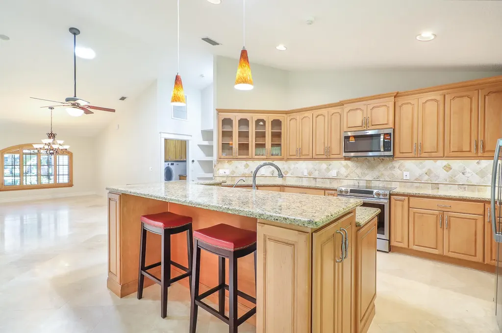 15386 83rd Way N Palm Beach Gardens FL 33418