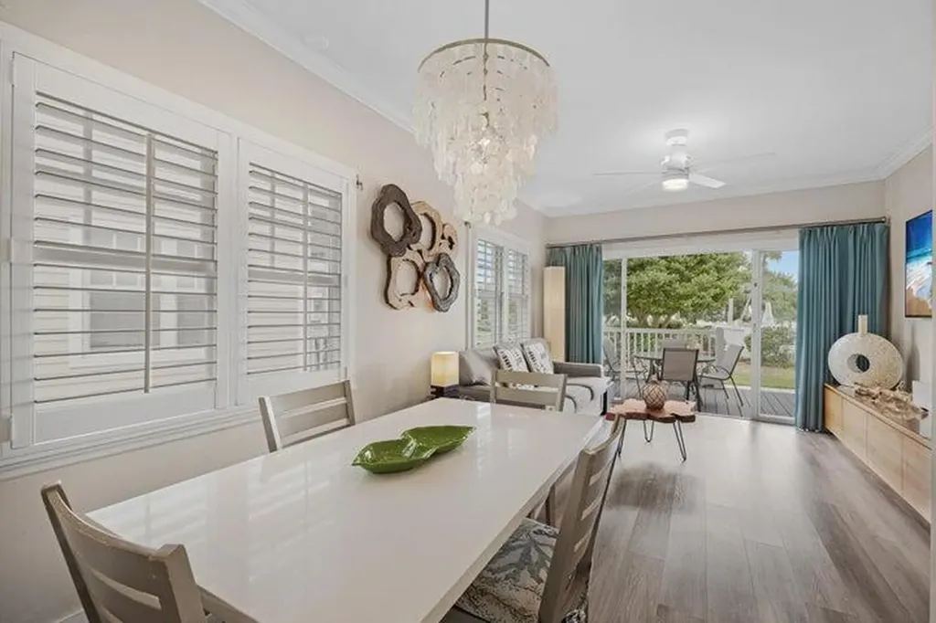 5092 Sunset Village Drive Duck Key FL 33050
