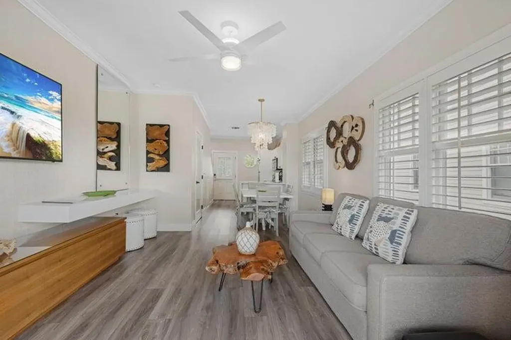 5092 Sunset Village Drive Duck Key FL 33050