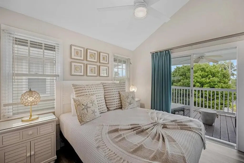 5092 Sunset Village Drive Duck Key FL 33050