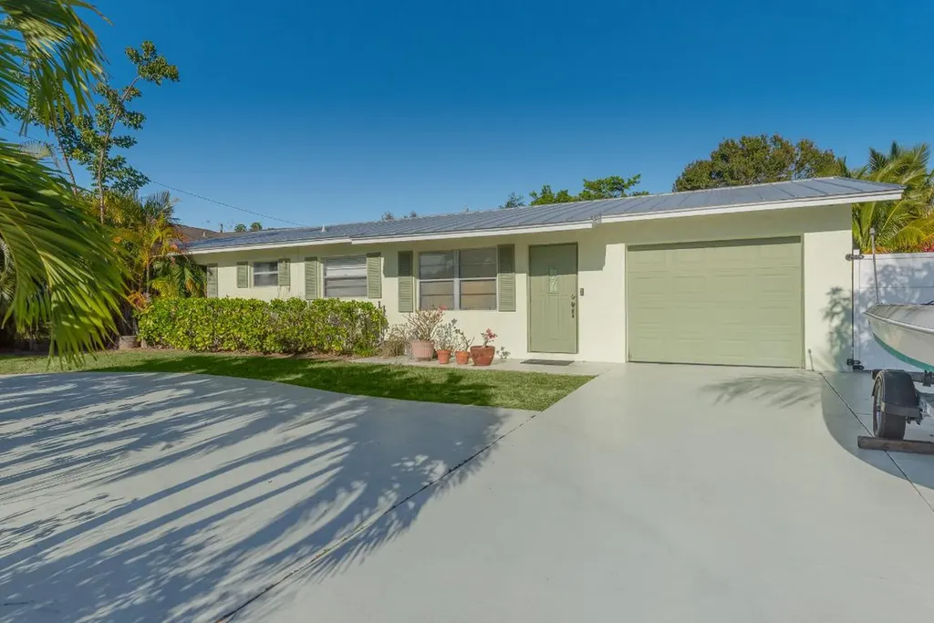 1743 NE 24th Street Jensen Beach FL 34957