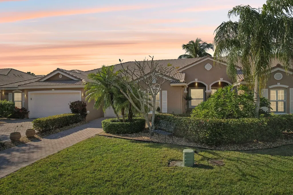 4464 NW Oak Branch Court Jensen Beach FL 34957