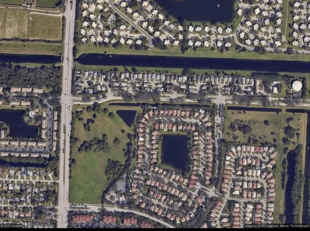 5012 Victoria Circle West Palm Beach FL 33409