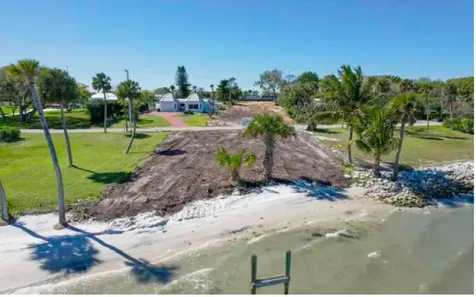 1033 S Indian River Drive Fort Pierce FL 34950