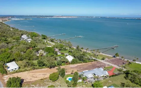 1033 S Indian River Drive Fort Pierce FL 34950
