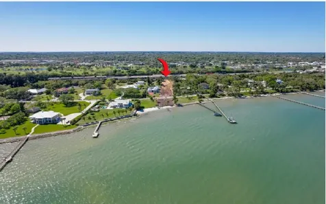 1033 S Indian River Drive Fort Pierce FL 34950